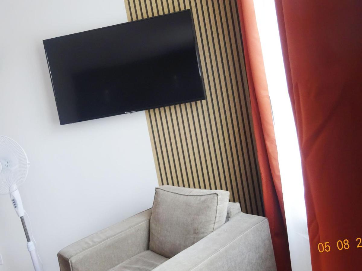 Intello - Studio Tout Confort Centre-Ville Nogent-Le-Rotrou Esterno foto