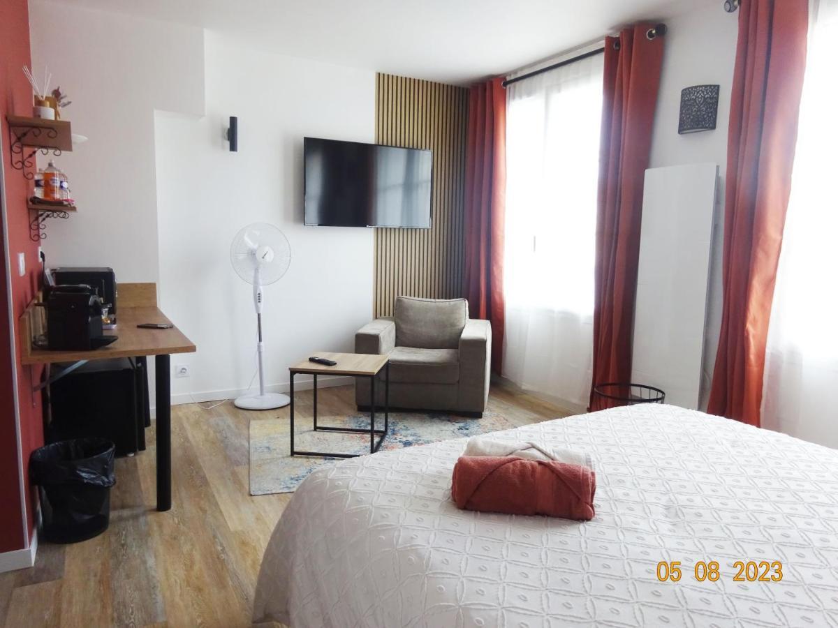Intello - Studio Tout Confort Centre-Ville Nogent-Le-Rotrou Esterno foto